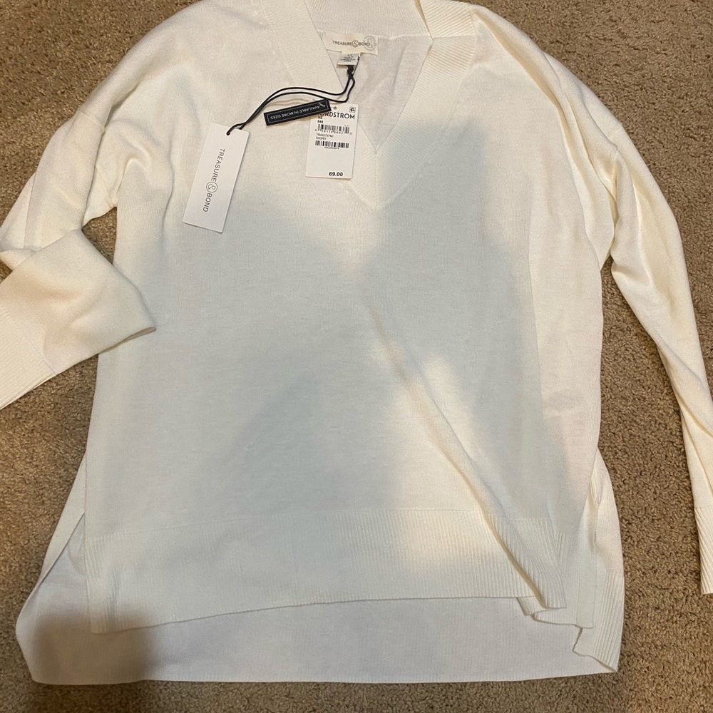 NWT Treasure & Bond sweater